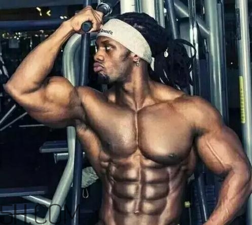 練完胸肌怎么拉伸？胸肌拉伸有什么好處？