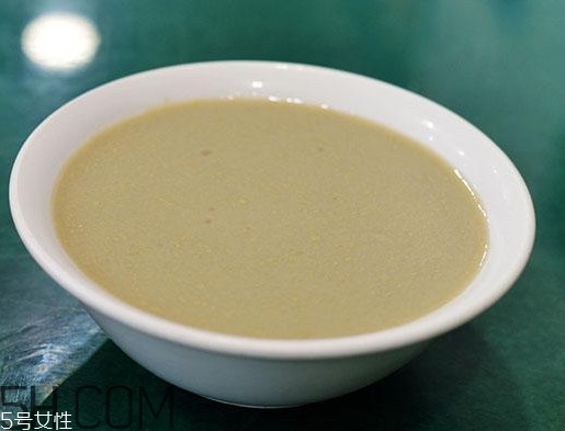 豆汁兒是什么做的？豆汁兒是什么味道