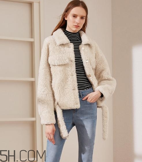 伊芙麗的衣服貴嗎？伊芙麗衣服質(zhì)量怎么樣？