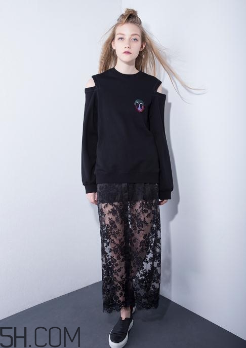 地素衣服適合什么人？地素衣服的質(zhì)量怎么樣？