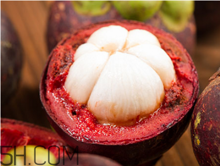 一個山竹的熱量是多少？山竹可以和柿子一起吃嗎？