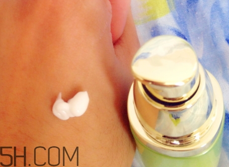 百雀羚眼霜怎么樣？百雀羚眼霜好用嗎？