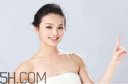 醋洗頭能治白發(fā)嗎？醋洗頭有什么壞處