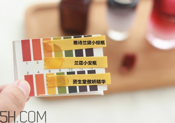 蘭蔻小黑瓶安瓶精華和雅詩蘭黛小棕瓶精華哪個好?