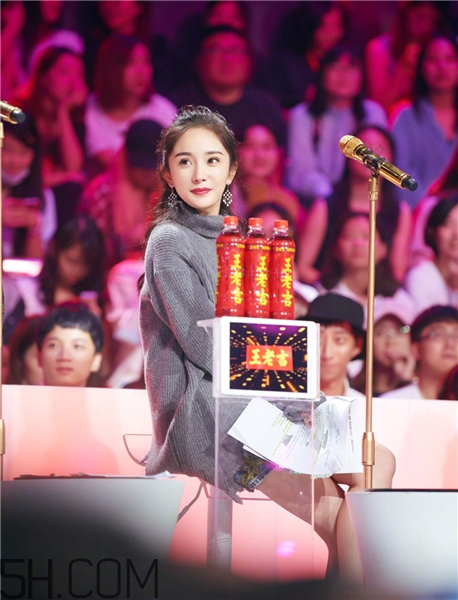 黃褐斑為什么冬輕夏重？黃褐斑為什么是對(duì)稱的？