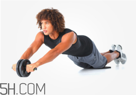 卷腹和仰臥起坐哪個(gè)效果好？做卷腹運(yùn)動(dòng)的幾個(gè)要點(diǎn)