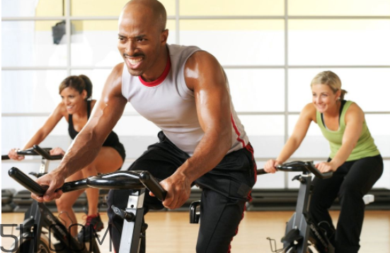 天天拉筋可以使腿變長(zhǎng)嗎？動(dòng)感單車減肥是全身瘦嗎？