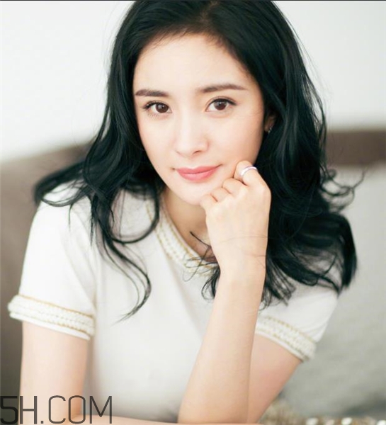 灰指甲跟體質(zhì)有關(guān)系嗎？灰指甲跟乙肝有關(guān)系嗎？