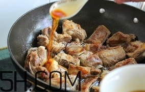 陳翔排骨怎么做？陳翔紅酒燴排骨做法