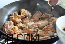 陳翔排骨怎么做？陳翔紅酒燴排骨做法