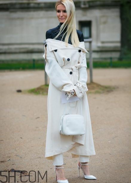 白色包包臟了怎么辦？白色包包臟了用什么洗？