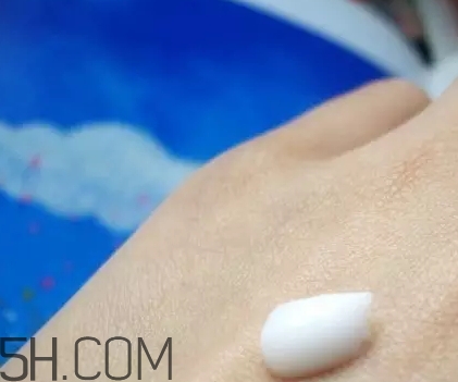 muji無(wú)印良品乳液哪款好？無(wú)印良品乳液區(qū)分