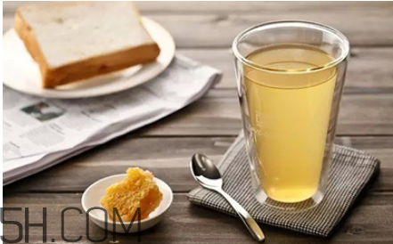 蜂蜜可以放多久？蜂蜜水一次喝多少合適？