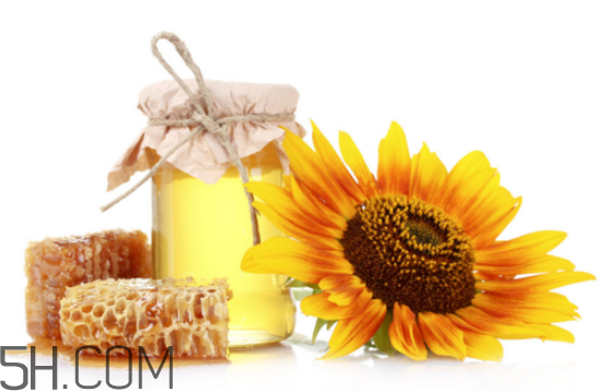 蜂蜜過期了還能吃嗎？蜂蜜中毒后該怎么辦？