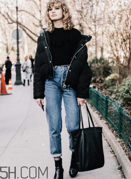 羽絨服配什么褲子好看？羽絨服搭配褲子圖片