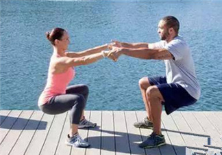 深蹲和硬拉是壯陽(yáng)的嗎？深蹲和硬拉哪個(gè)對(duì)腰有傷害？