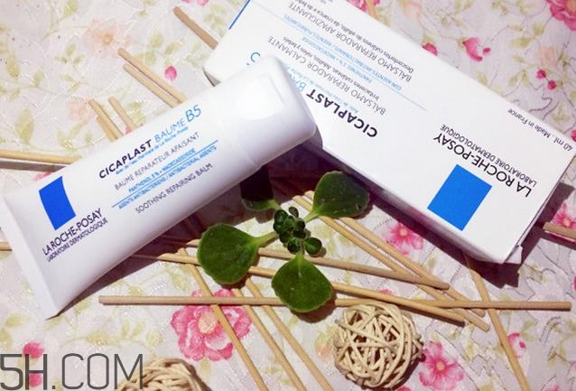 理膚泉b5有激素嗎？理膚泉b5有100ml的嗎？