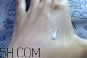 泊美塑采亮眼霜怎么用？泊美塑采亮眼霜多少錢？