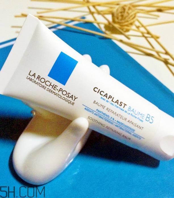 理膚泉b5修復(fù)霜悶閉口怎么辦_悶痘怎么辦？