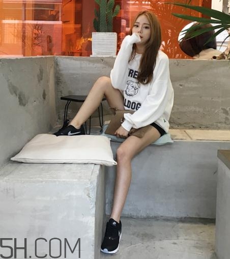 白色衛(wèi)衣怎么洗？白色衛(wèi)衣發(fā)黃怎么辦？