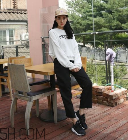 白色衛(wèi)衣怎么洗？白色衛(wèi)衣發(fā)黃怎么辦？