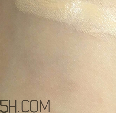 muji無(wú)印良品粉底液怎么樣？無(wú)印良品粉底液色號(hào)試色