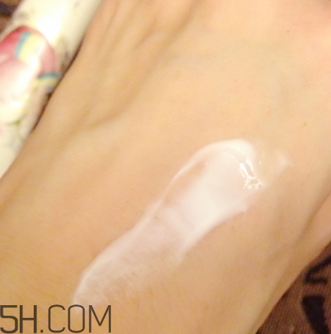 百雀羚護(hù)手霜有幾種？百雀羚護(hù)手霜哪款好用？