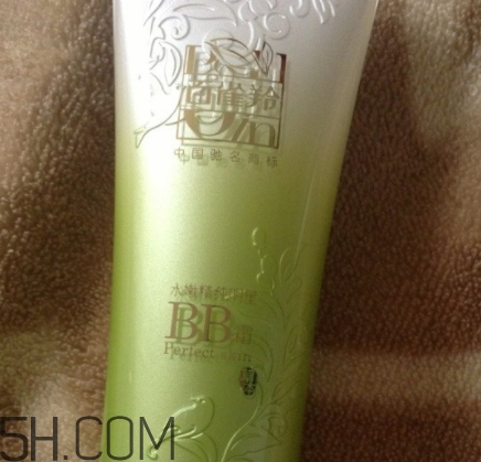 百雀羚bb霜怎么樣？百雀羚bb霜好用嗎？