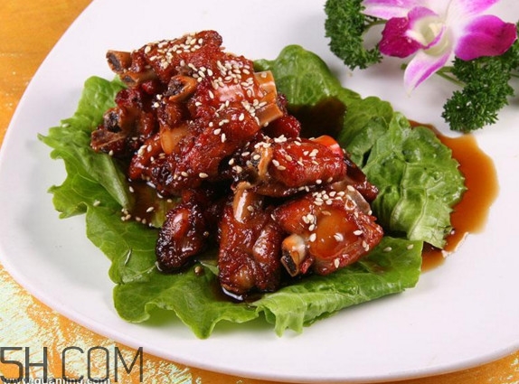 糖醋排骨怎樣做肉不硬？產(chǎn)婦能不能吃糖醋排骨