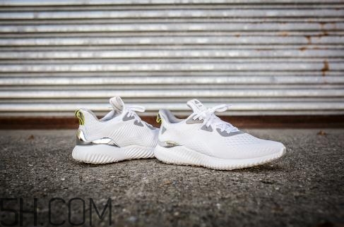 kolor與adidas alphabounce聯(lián)名系列多少錢(qián)_在哪買(mǎi)？