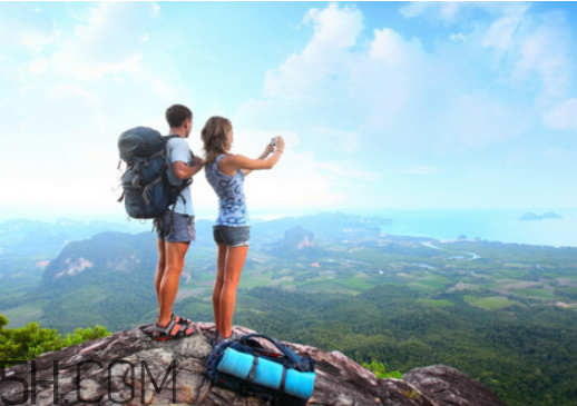 爬山要帶什么吃的？爬山耳鳴怎么回事？