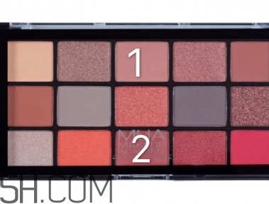 mua15色眼影盤(pán)怎么樣？mua15色眼影盤(pán)畫(huà)法步驟