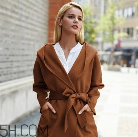 羊絨大衣縮水能恢復嗎？羊絨大衣縮水了怎么恢復原狀？