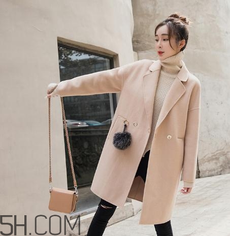 羊絨大衣會(huì)起靜電嗎？羊絨大衣起靜電怎么辦？