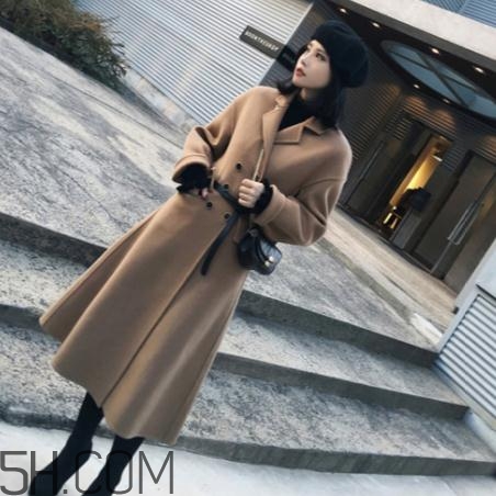 羊絨大衣會(huì)起靜電嗎？羊絨大衣起靜電怎么辦？