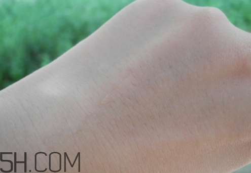 百雀羚bb霜孕婦能用嗎？百雀羚bb霜擠壓不出來怎么回事？