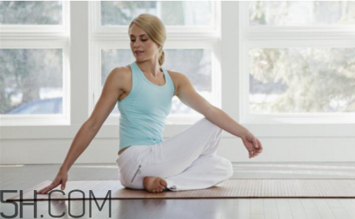 練瑜伽能排毒嗎？瑜伽可以天天練嗎？