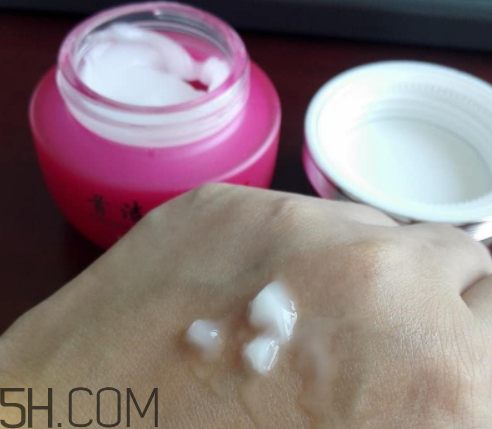 首潔之戀粉嫩清膚面霜怎么樣？多少錢(qián)？