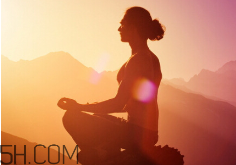 練瑜伽能排毒嗎？瑜伽可以天天練嗎？