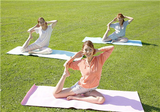 辦公室瑜伽有哪些動(dòng)作？練瑜伽瘦腿效果怎么樣？