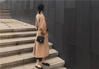 羊毛大衣會越穿越大嗎？羊毛大衣變形了怎么辦？