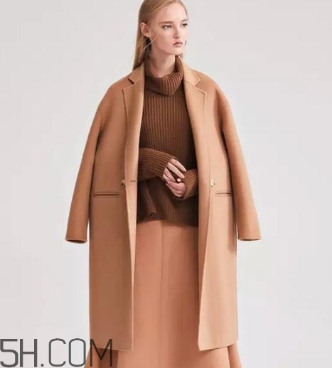 羊毛大衣會粘毛嗎？羊毛大衣粘毛怎么辦？