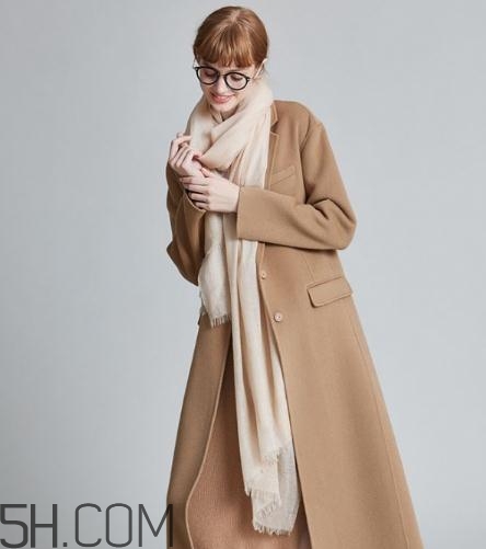 羊毛大衣掉色正常嗎？羊毛大衣掉色怎么辦？