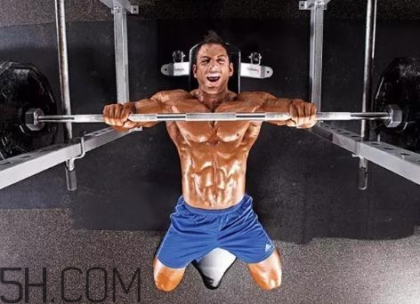 臥推是練什么的？臥推是有氧還是無氧？