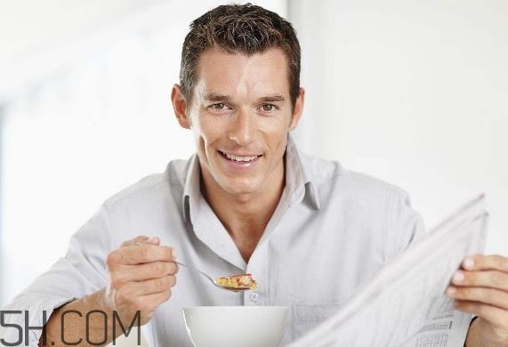 肺氣腫可以吃西洋參嗎？肺氣腫可以吃三七粉嗎？