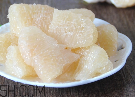 什么樣的柚子甜_怎么挑選甜柚子 什么樣的柚子甜_怎么挑選甜柚子