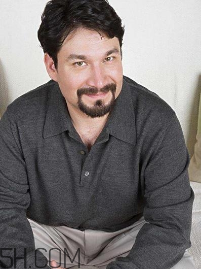 肺氣腫喝什么茶最好？肺氣腫喝什么湯好？