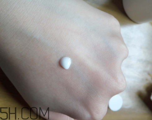 貝美金縷梅水油平衡清爽噴霧爽膚水怎么樣？多少錢？