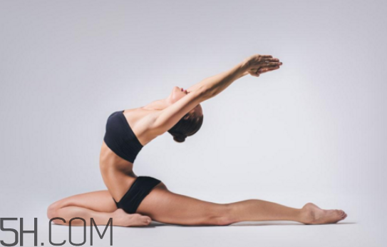 膝蓋疼可以練瑜伽嗎？練瑜伽可以瘦肚子嗎？