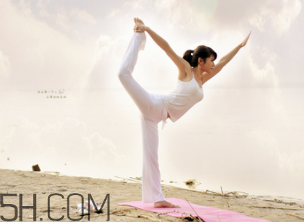 練瑜伽如何減肚子贅肉？練瑜伽瘦肚子的飲食要點